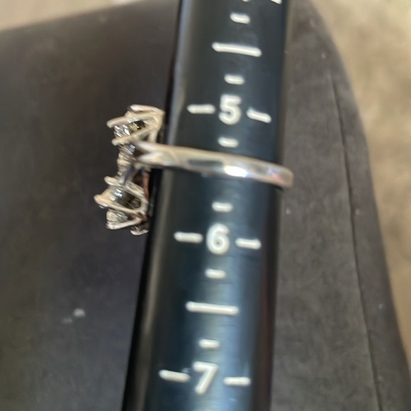 Statement ring 18K T G.E. Cubic zirconia Blue and Silvertone  Ring 5.5” - Picture 7 of 7